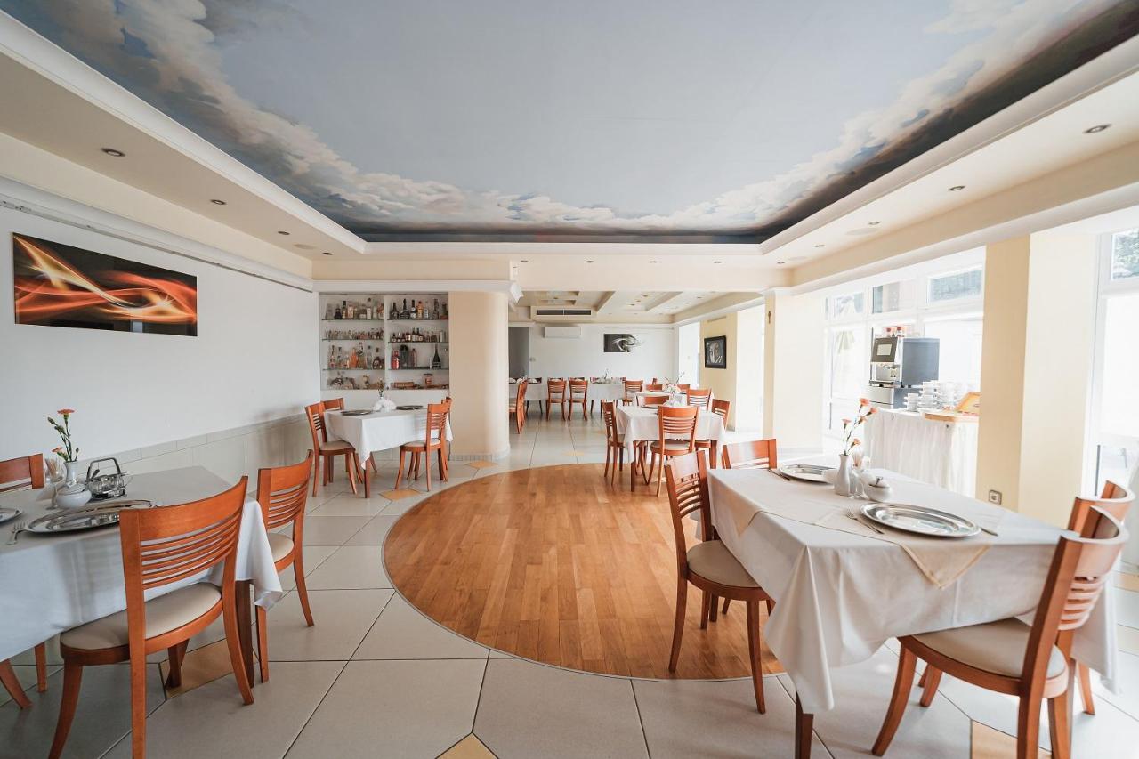 Elita Hotel & Restauracja Iwonicz-Zdrój Exteriér fotografie