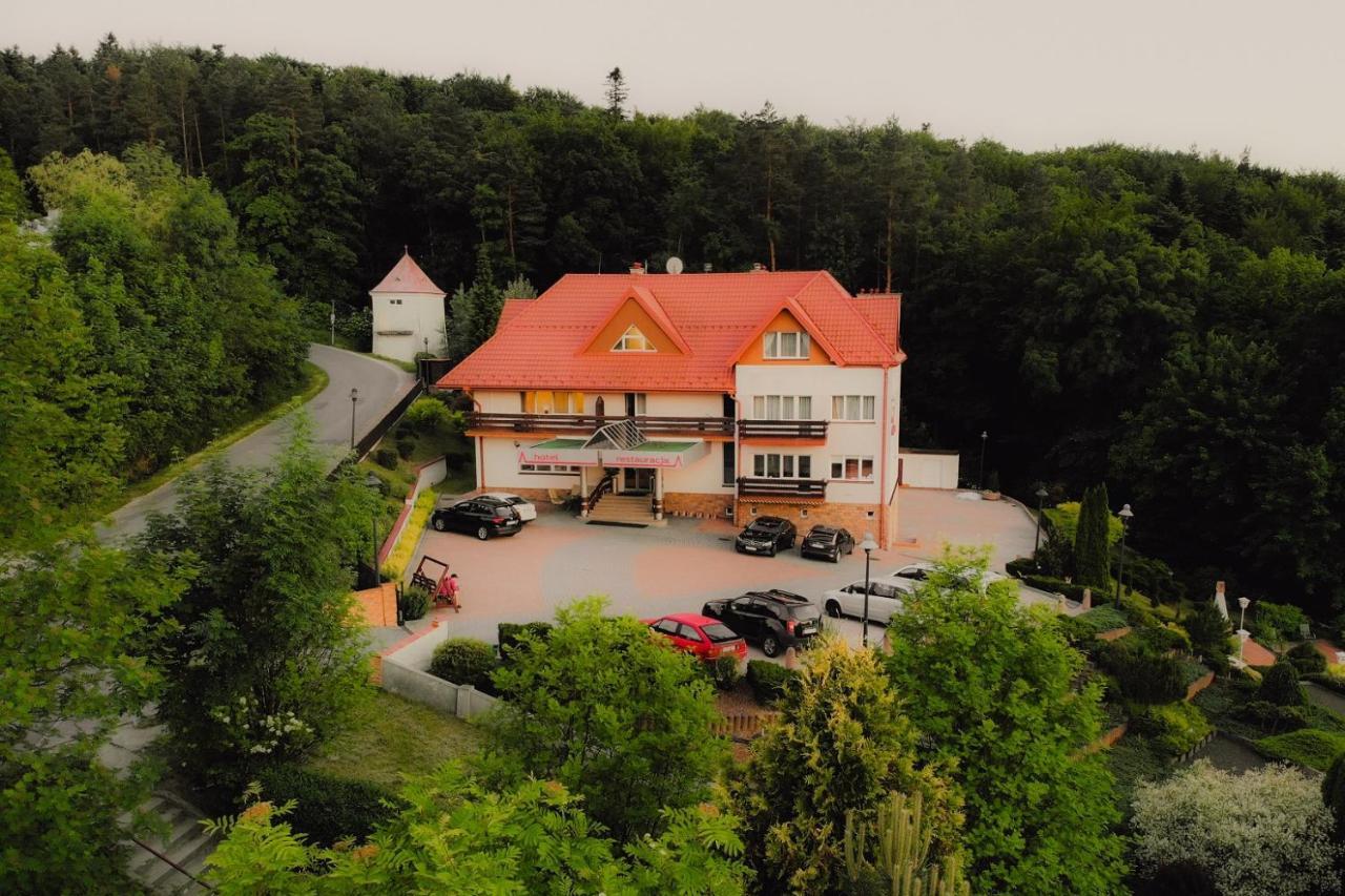 Elita Hotel & Restauracja Iwonicz-Zdrój Exteriér fotografie